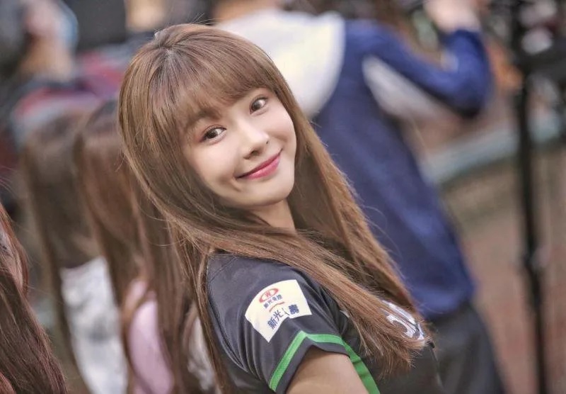 1 樂天女孩Yuri陳怡叡24秒自拍片深夜瘋傳。（圖／Yuri陳怡叡臉書）.jpg.jpg