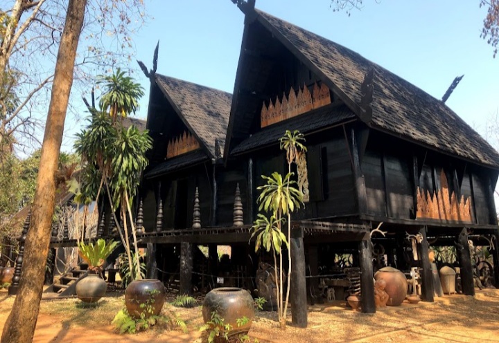 Screenshot_20220515-222656_Samsung Internet.jpg