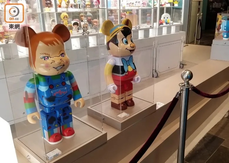 3 大型模型高逾一米。(吳鎮興攝).jpg