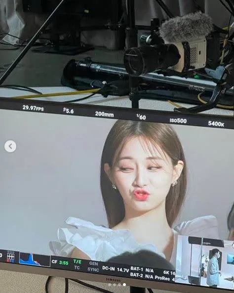 4 周子瑜曬出鬼臉萌照。（圖／翻攝周子瑜IG）.jpg