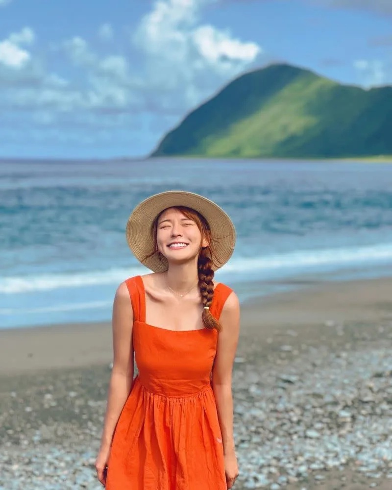 2 林莎開心到蘭嶼出外景。（圖／林莎IG）.jpg