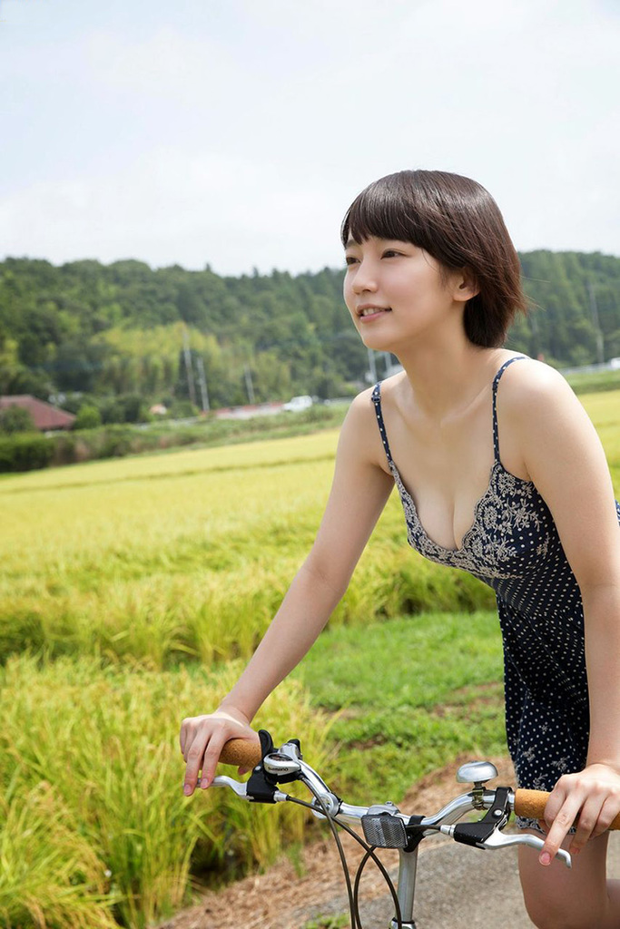 吉岡里帆7.jpg