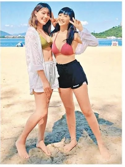 2 換了新髮型的羅詠怡（右），於社交網派糧分享水着照。.jpg