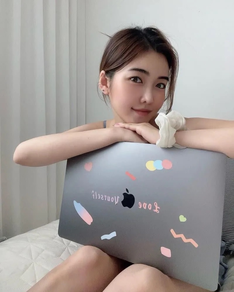 3 Somvely近期收到不少業配邀約。.jpg