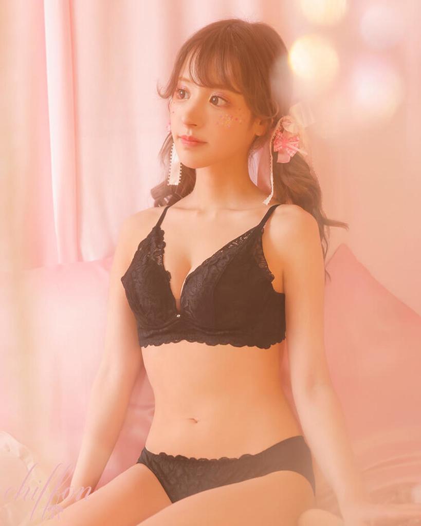 Uece382564a2747c390d90ba7a790f728U.jpg