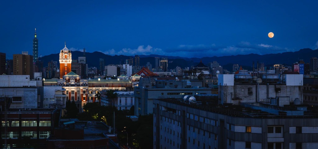 「超級月亮」搭配  台北市.jpg