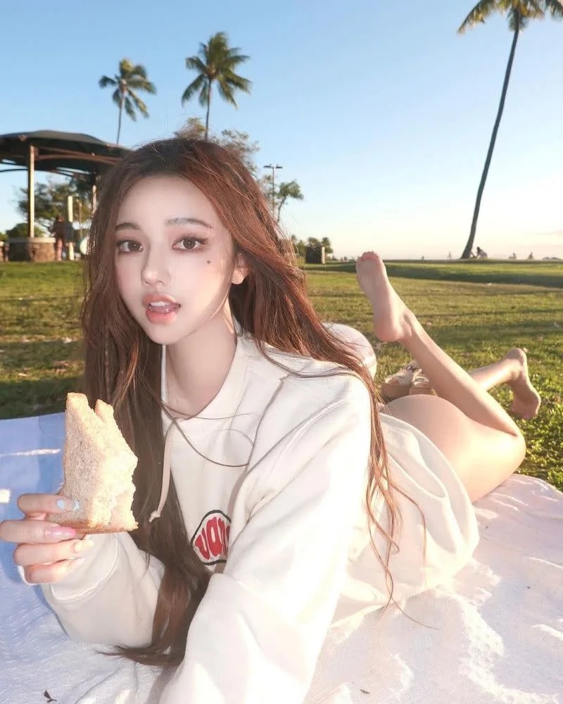 2 黃琳美貌懾人，宛如真人芭比。.jpg