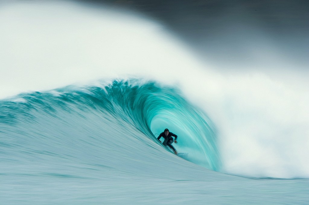 Nikon-Surf-Contest-Peter-Jovic-Gun-Barrel-Highway.jpg