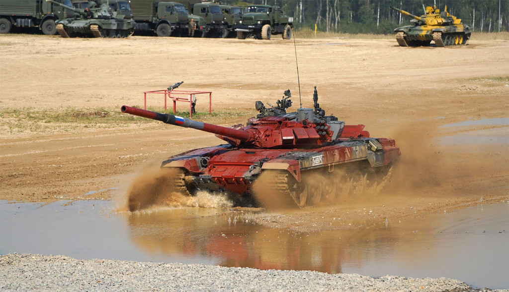 Russian military team's T-72B3 tank.jpg
