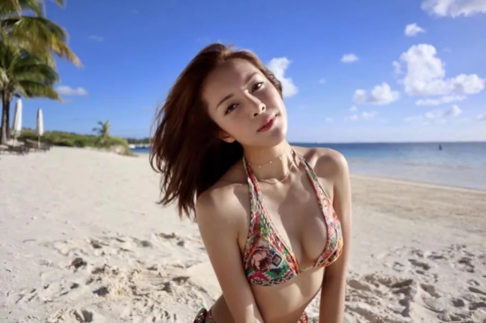 1 女神張曦雯保持23吋纖腰.jpg