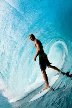 d9faa37a72d25a468d09bd61fa4fdccb--john-john-florence-skate-surf.jpg
