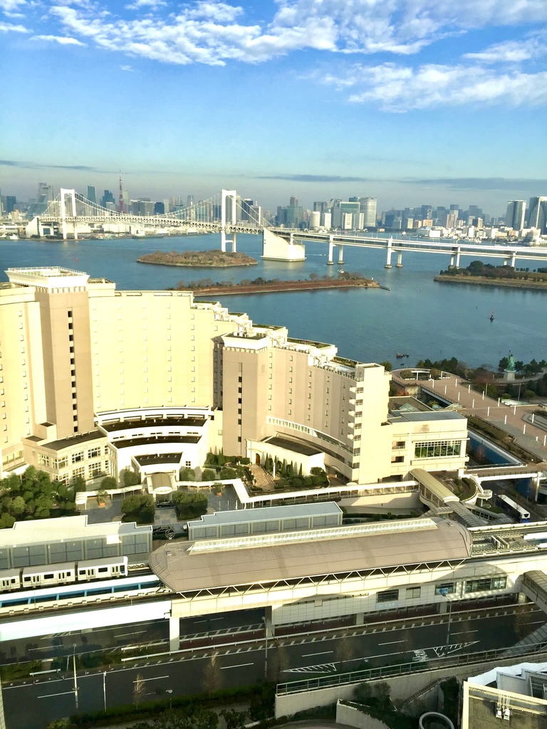 對正是Hilton 前身是日航