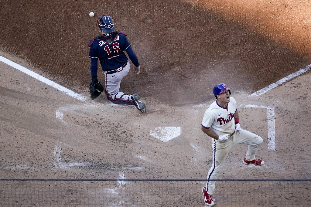 NLDS_Phillies_Braves_Baseball.jpg