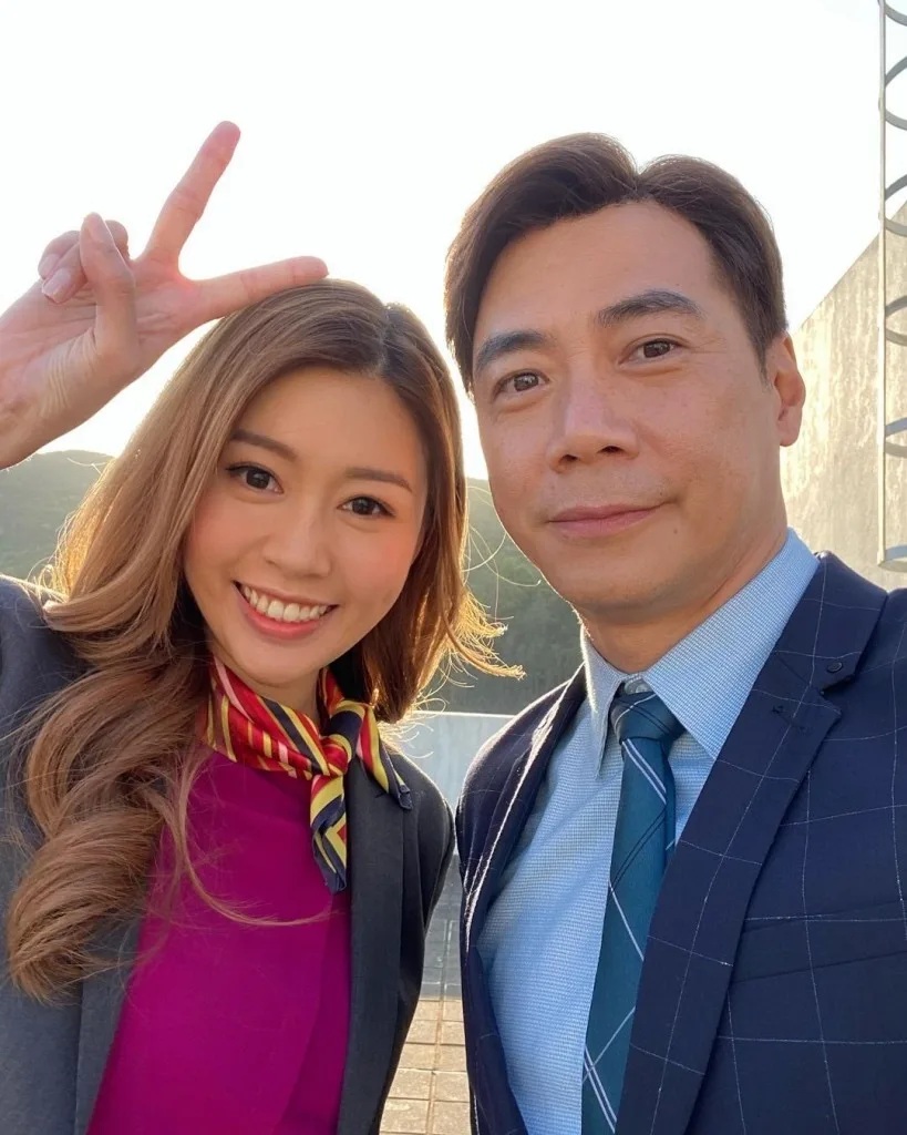 4 李芷晴演出《愛·回家之開心速遞》飾演接龍員工Elaine，成功入屋。.jpg.jpg