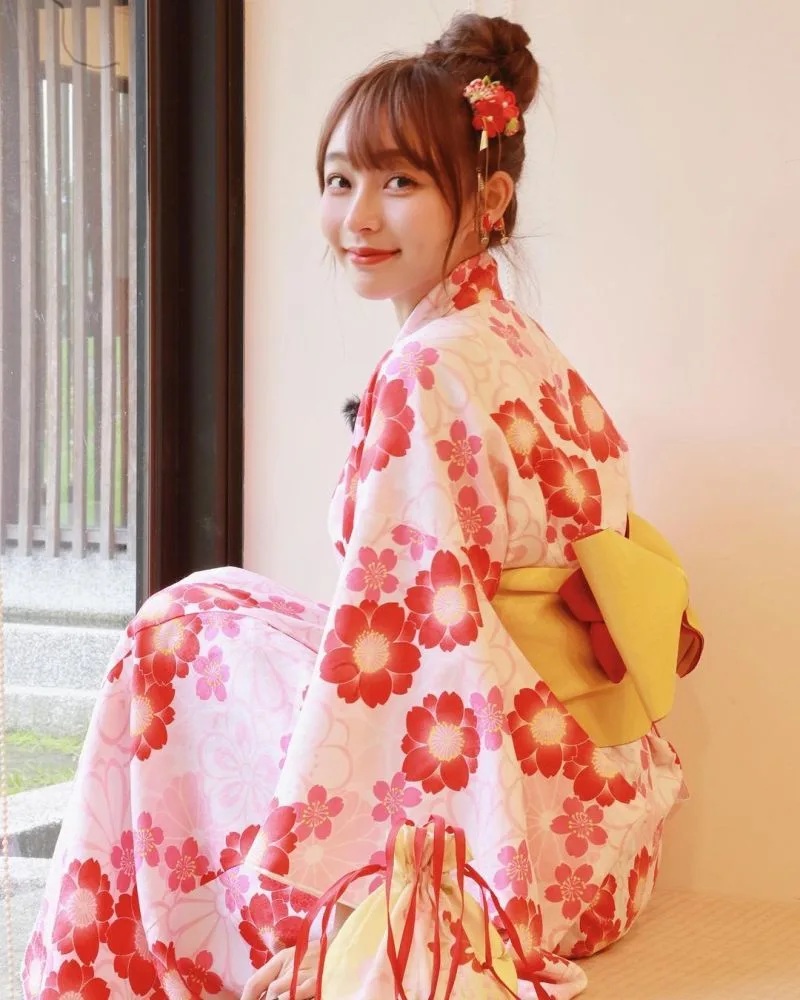 2 林襄優質形象獲交通部邀請拍廣告，有「全民女神」之勢，人氣穩定成長。.jpg.jpg