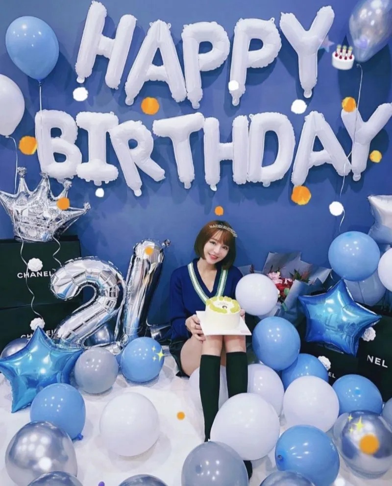 3   ▲「呆萌女神」元元昨（5）日過27歲生日。.jpg
