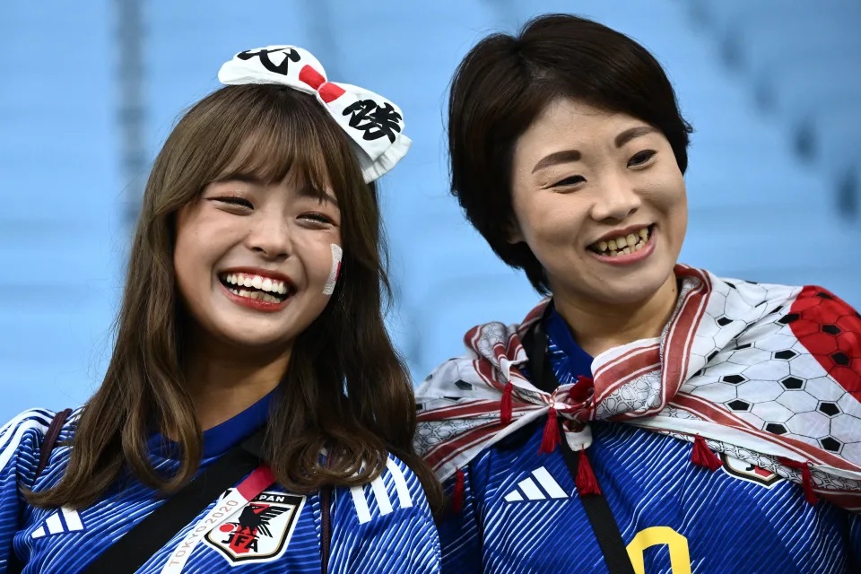 2  日本球迷準備就緒.jpg