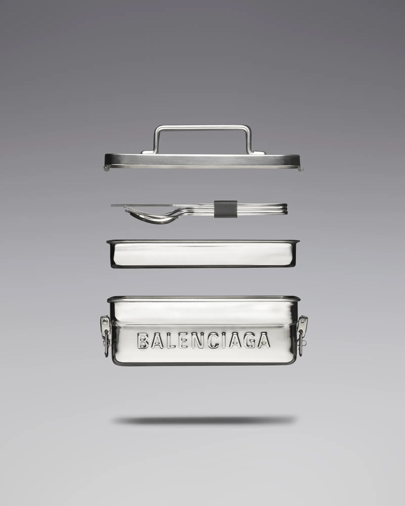 Balenciaga04.jpg