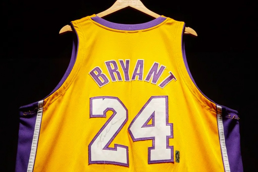 https___hypebeast.com_image_2023_01_sothebys-auction-nba-most-valuable-kobe-brya.jpg