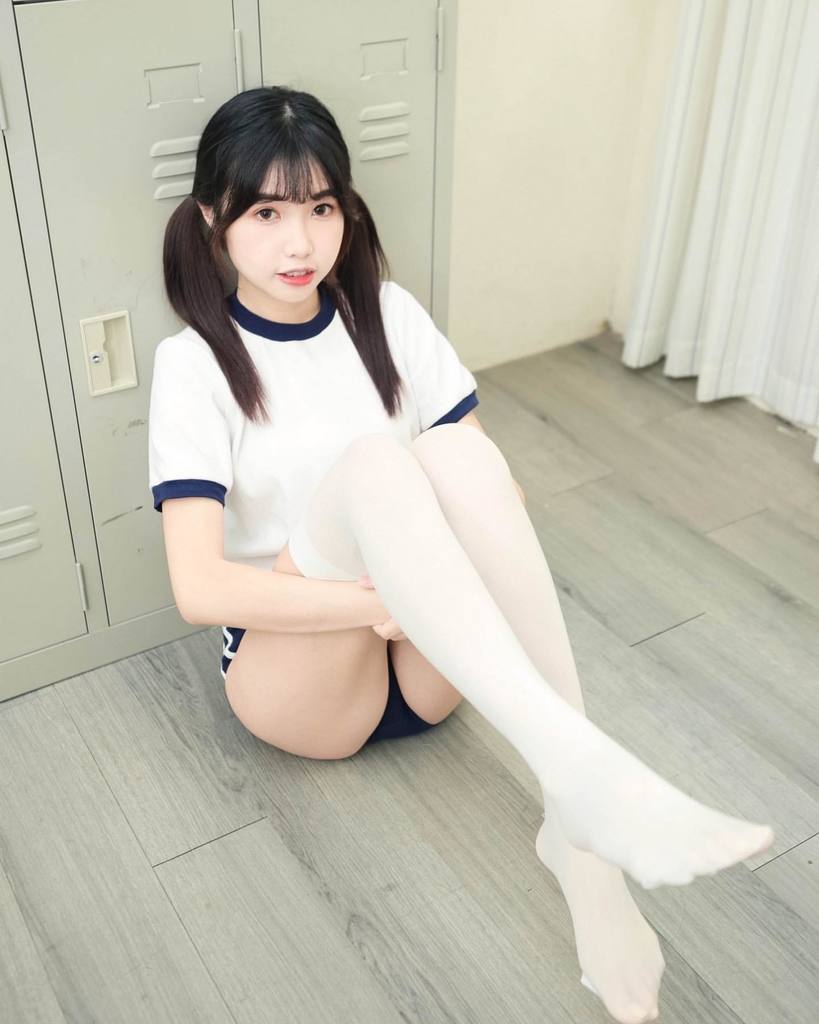 1438478cabh77nbx7x9977.jpg