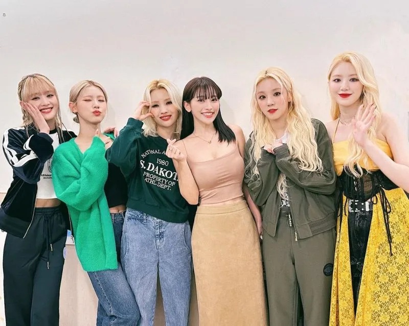 1 「北一女神」蔡瑞雪（右三）合體(G)I-DLE。（圖／蔡瑞雪IG）.jpg