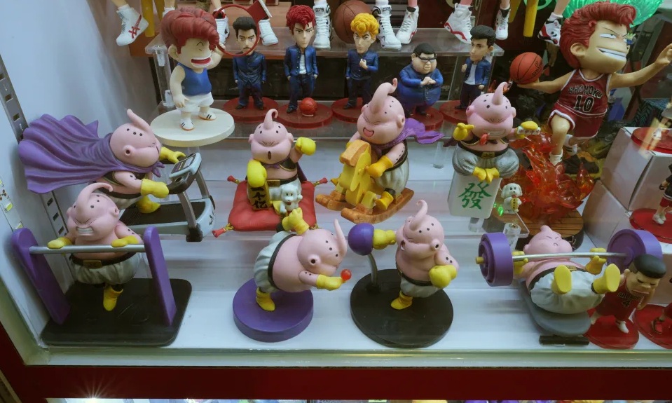 8    魔人布歐是《龍珠》裡很受歡迎的反派角色，信和中心內仍有舖頭賣布歐模型。.jpg