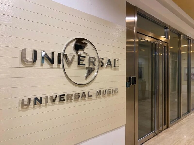 1 傳環球唱片宣傳部大裁員 職員今午無預警被通知旗下歌手不知情.jpg