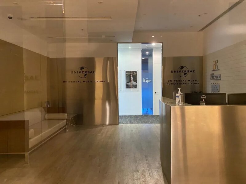 2 環球唱片現場實況.jpg