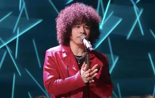 5  曾比特為環球唱片旗下歌手.jpg