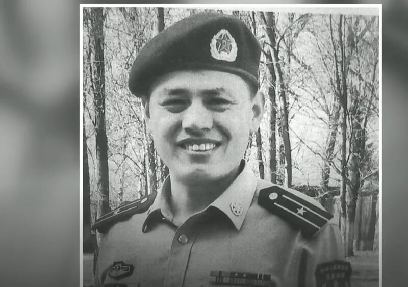 1 許化界在解放軍軍階至中校。.jpg