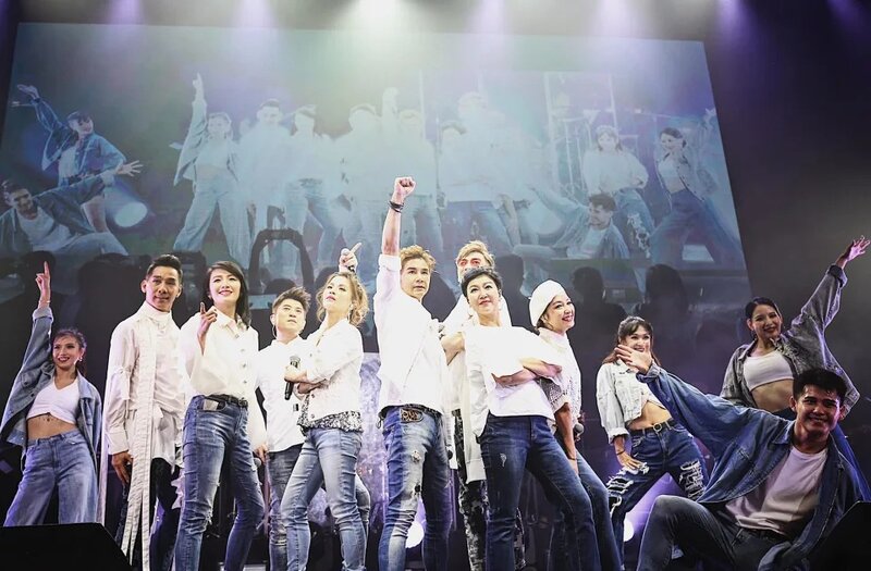 4  2019年黎明詩同多位90年代歌手舉行《我們的主打歌演唱會》.jpg