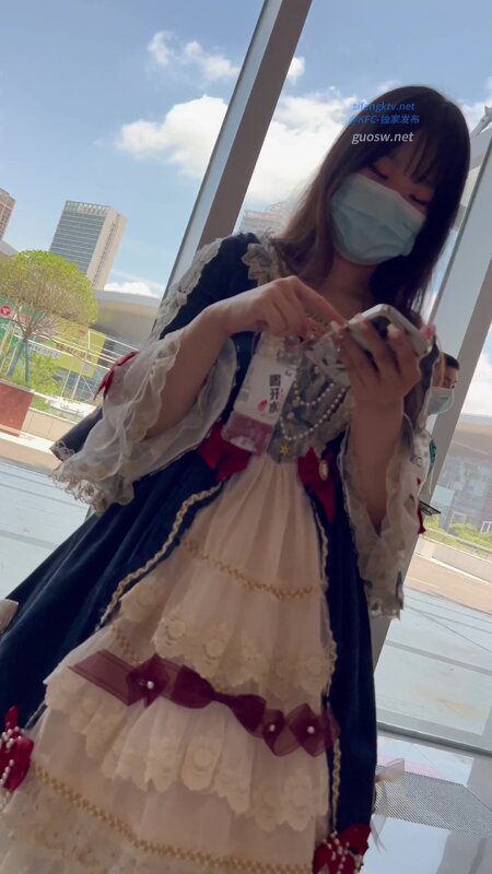 可爱洛丽塔裙学妹逛街。白色丝袜透明内内可爱 048.jpg