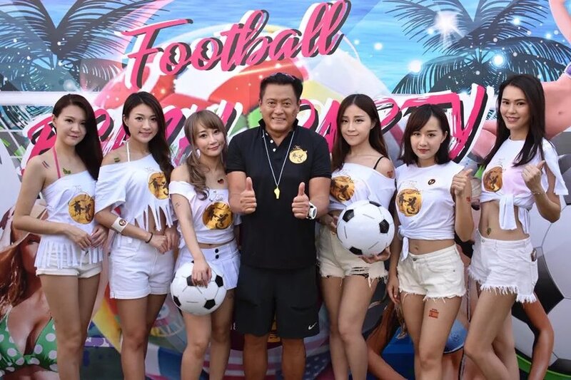 2 魏駿傑曾經出席餐廳嘅活動幫手宣傳.jpg