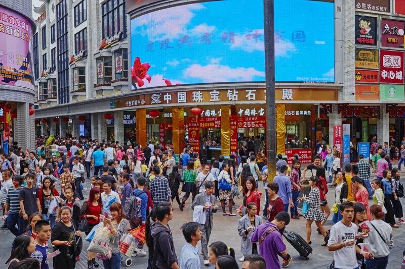 1   近日有文章探討香港發展商，為什麼錯過了深圳。.jpg