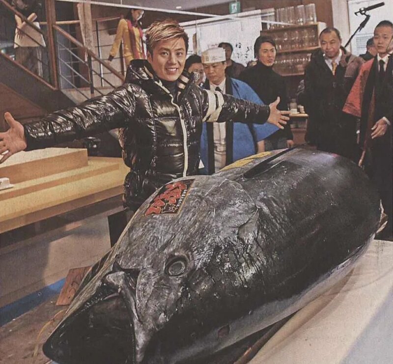 4   鄭威濤在 2008 年首次投得「日本一」。（《蘋果日報》，2008 年 1 月 6 日；攝：.jpg