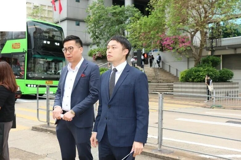 3   胡鴻鈞交由律師代表出庭，並即時承認控罪。.jpg