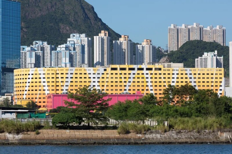 1 九展商場E-Max近期貼出公告將營運至6月30日，意味九展重建工程快將上馬.jpg