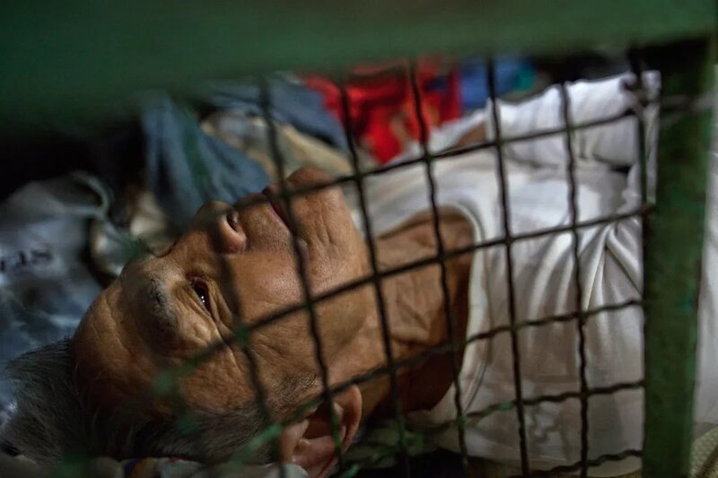 4 籠屋早在1950年代出現，解決大批中國人湧到香港的住屋需要，圖為2007情況。.jpg