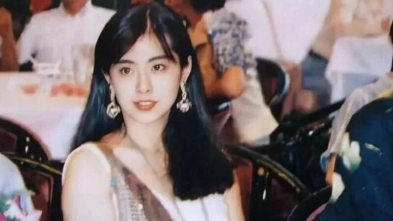 1 一代女神王祖賢分享近照，被盛讚完全不像奔60歲。.jpg