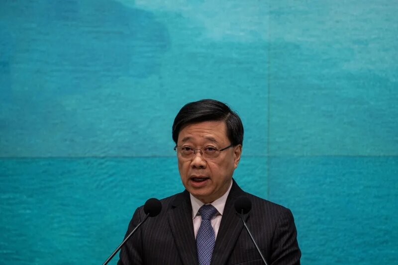 李家超指港大有崗位懸空4年內換5人 情況不理想.jpg