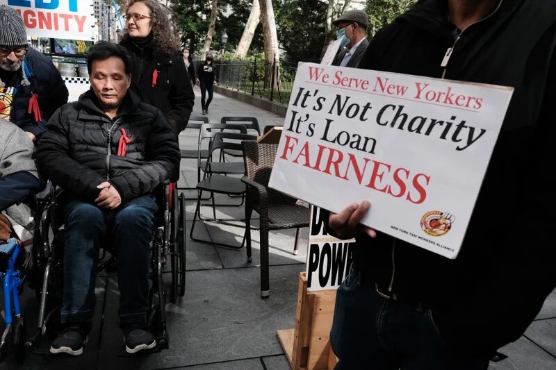 3 為了要求政府寬免的士牌債務，紐約的士司機在2021年10月進行絕食抗議。.jpg