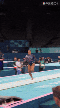Biles_1 - Copy.gif