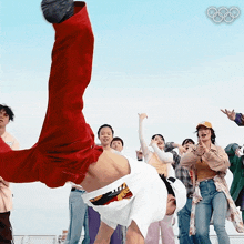 breakdancing - Copy.gif