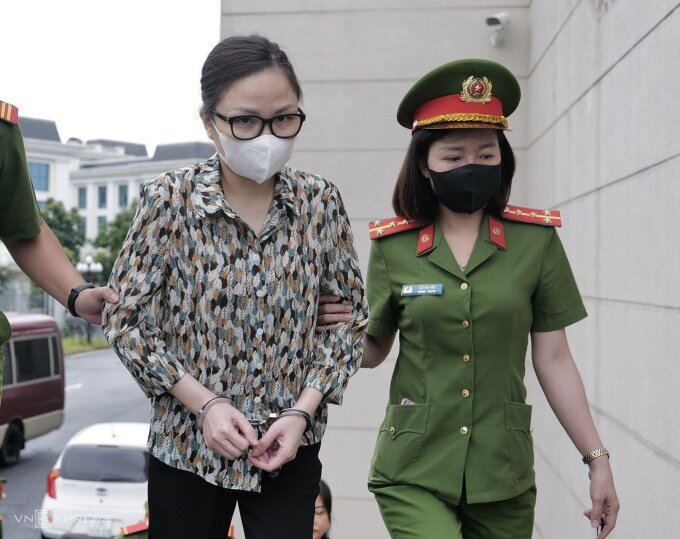 Trinh Thi Minh Hue, sister of Trinh Van Quyet.jpg