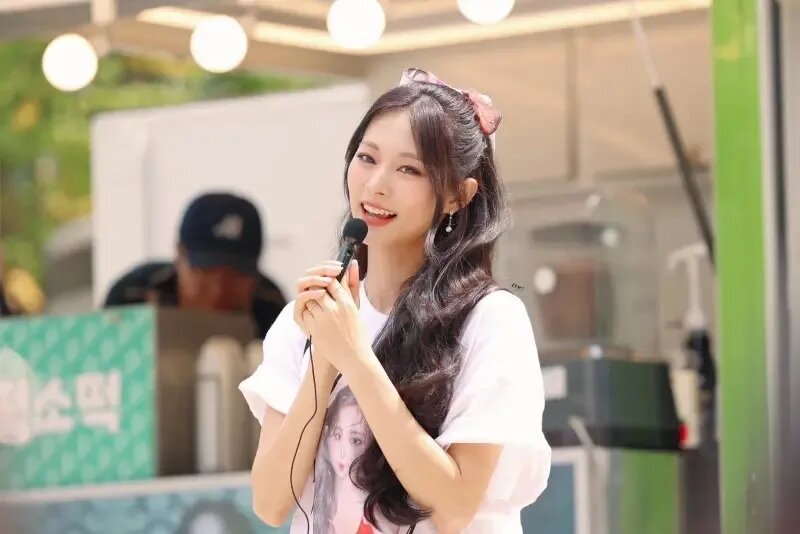 1 ▲韓國女團TWICE的台灣成員周子瑜，9月6日以專輯《abouTZU》Solo出道，9月7日還特別.jpg