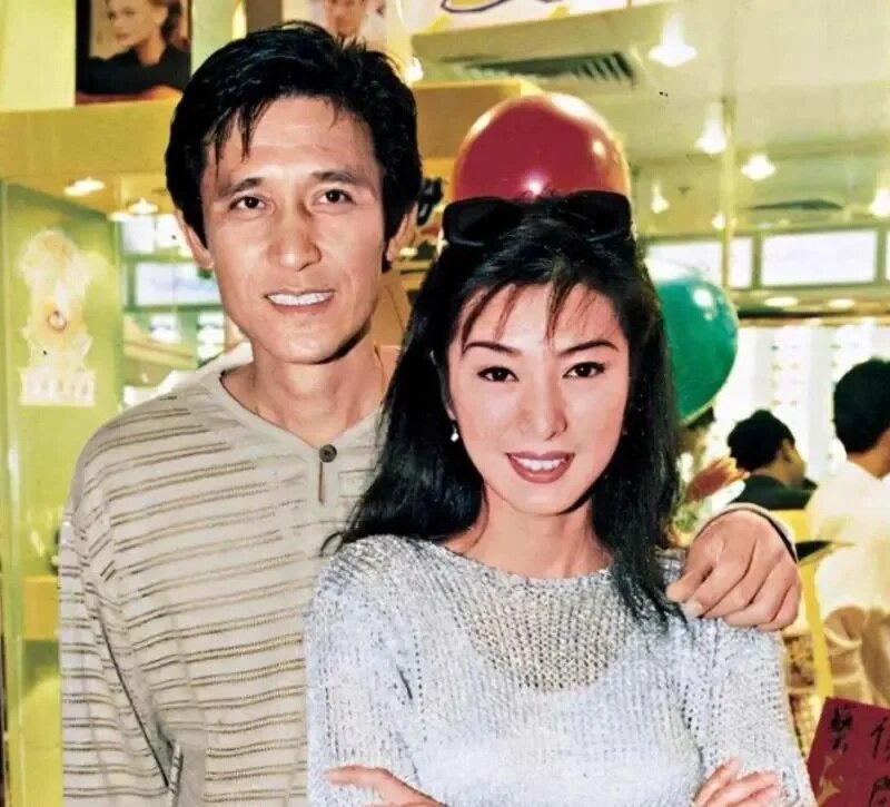 3 米雪（右）和尹志強（左）相戀26年，最終因癌症讓他們天人永隔。.jpg