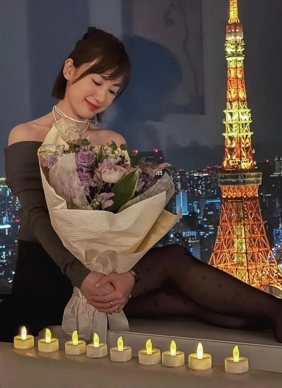 TVB小花蔣家旻被爆派喜餅月底岀嫁 未有否認婚訊傳赴台辦婚禮.jpg