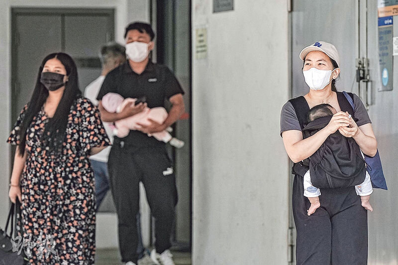 議員倡鼓勵公務員結交異性 何啟明︰轉公務員事務局研是否當員工福利.jpg