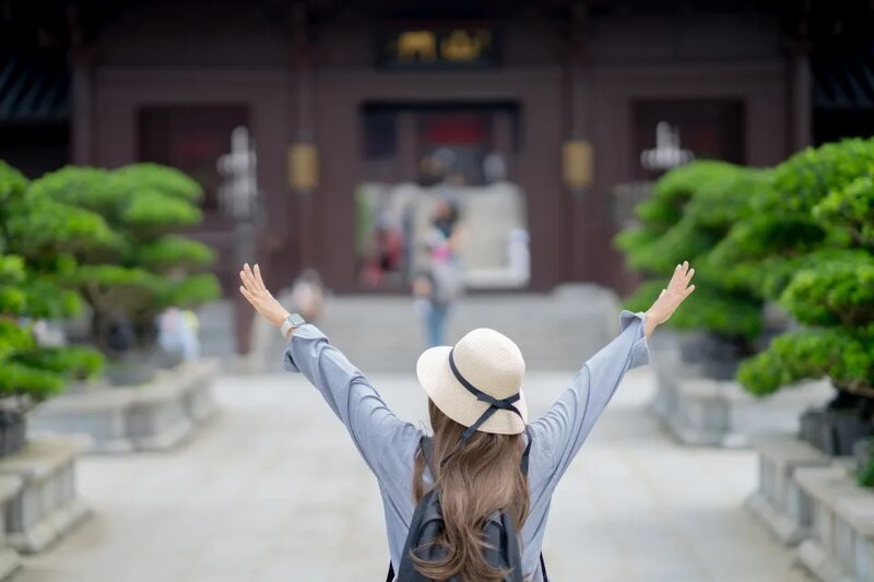 60%打工仔料有花紅 三成人儲起旅行.jpg