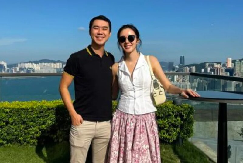 4  麥明詩早前post同哥哥合照時，已經見到平時甚fit嘅Louisa腰漲漲.jpg